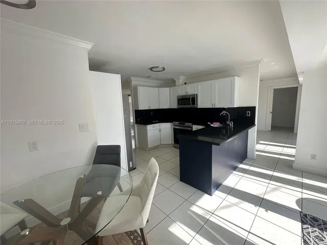 $5,699 | 7780 Southwest 28th Street, Unit 7780, Miami, FL 33155