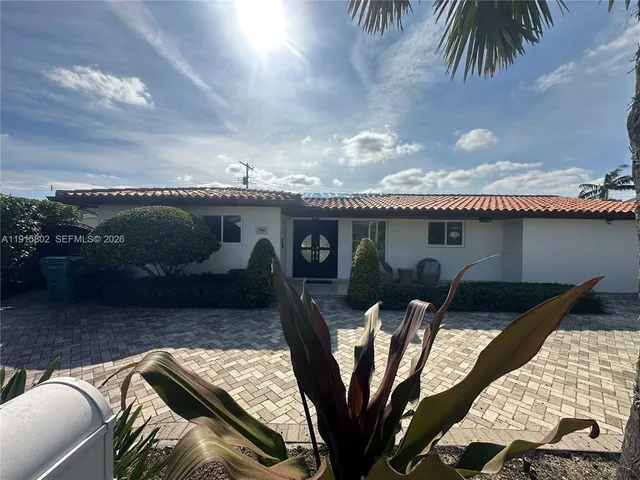 $5,499 | 7780 Southwest 28th Street, Unit 7780, Miami, FL 33155