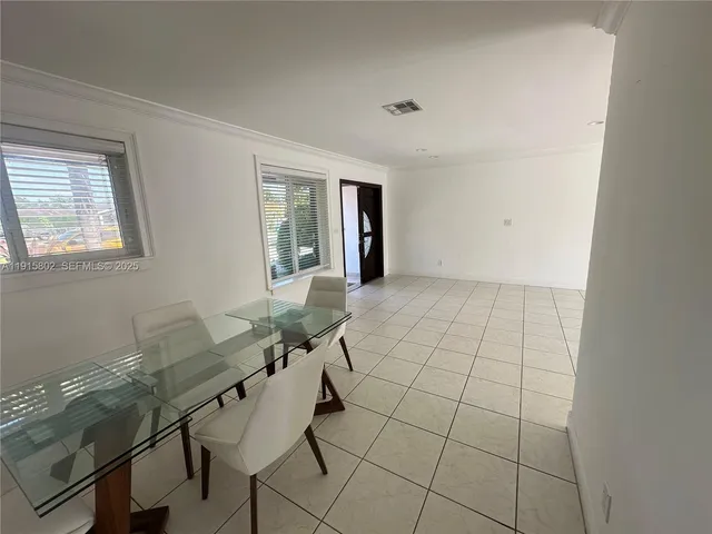 $5,699 | 7780 Southwest 28th Street, Unit 7780, Miami, FL 33155