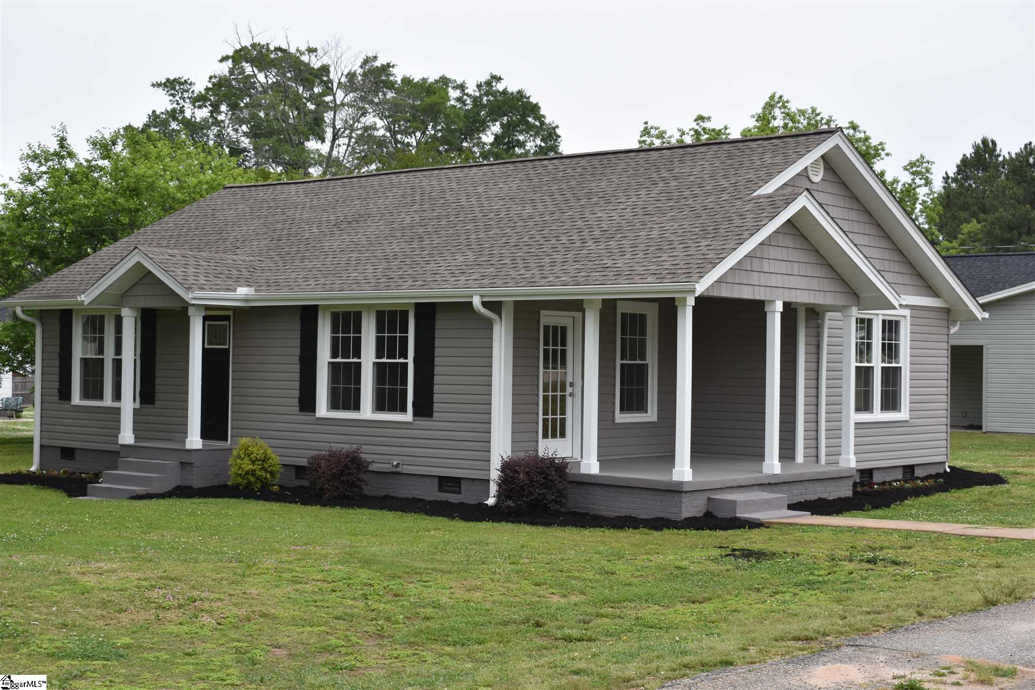 104 West Main Street Duncan, SC 29334 - Photo 2 of 28 Gallery Image 2