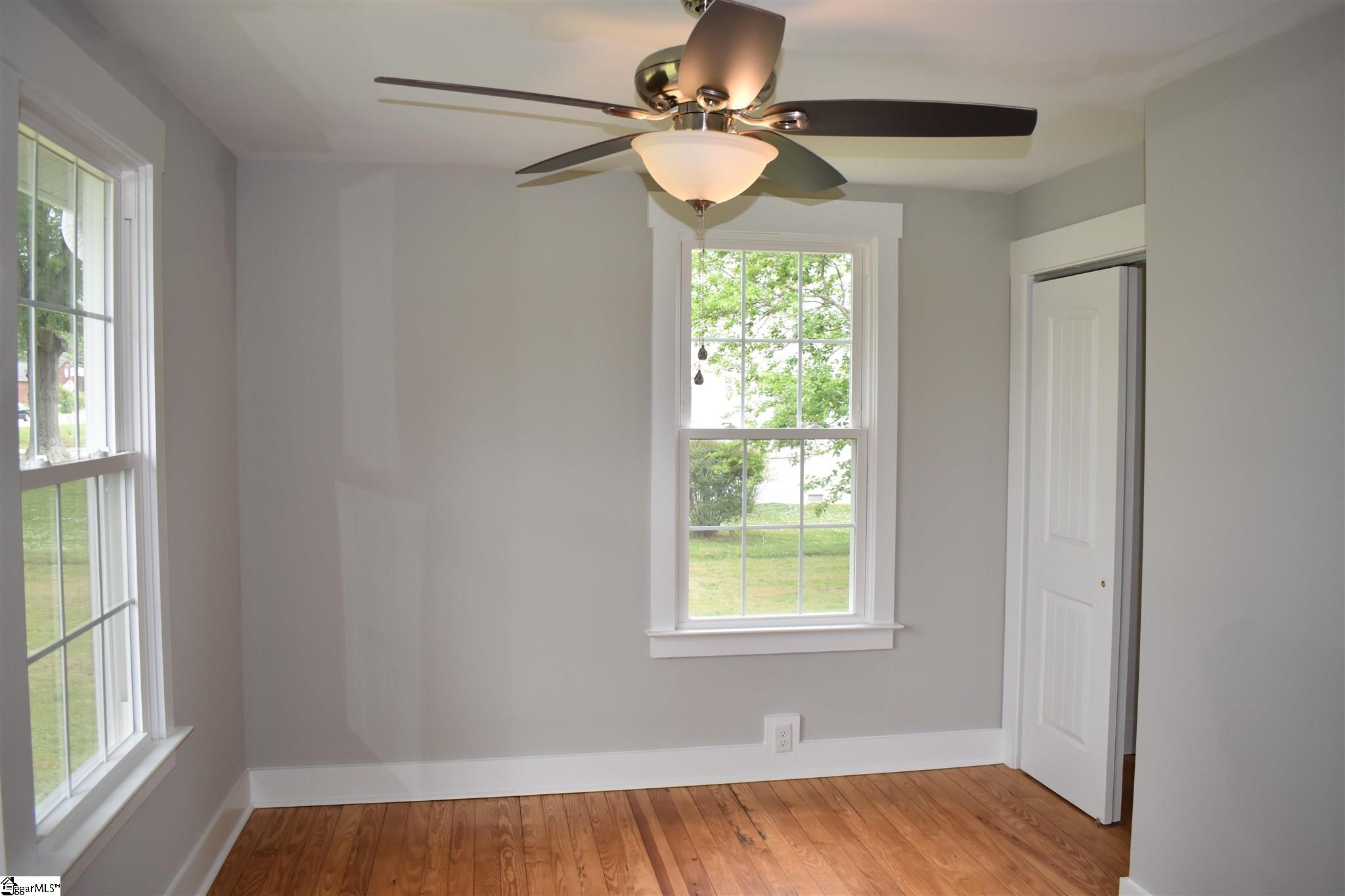 104 West Main Street Duncan, SC 29334 - Photo 12 of 28 Gallery Image 12
