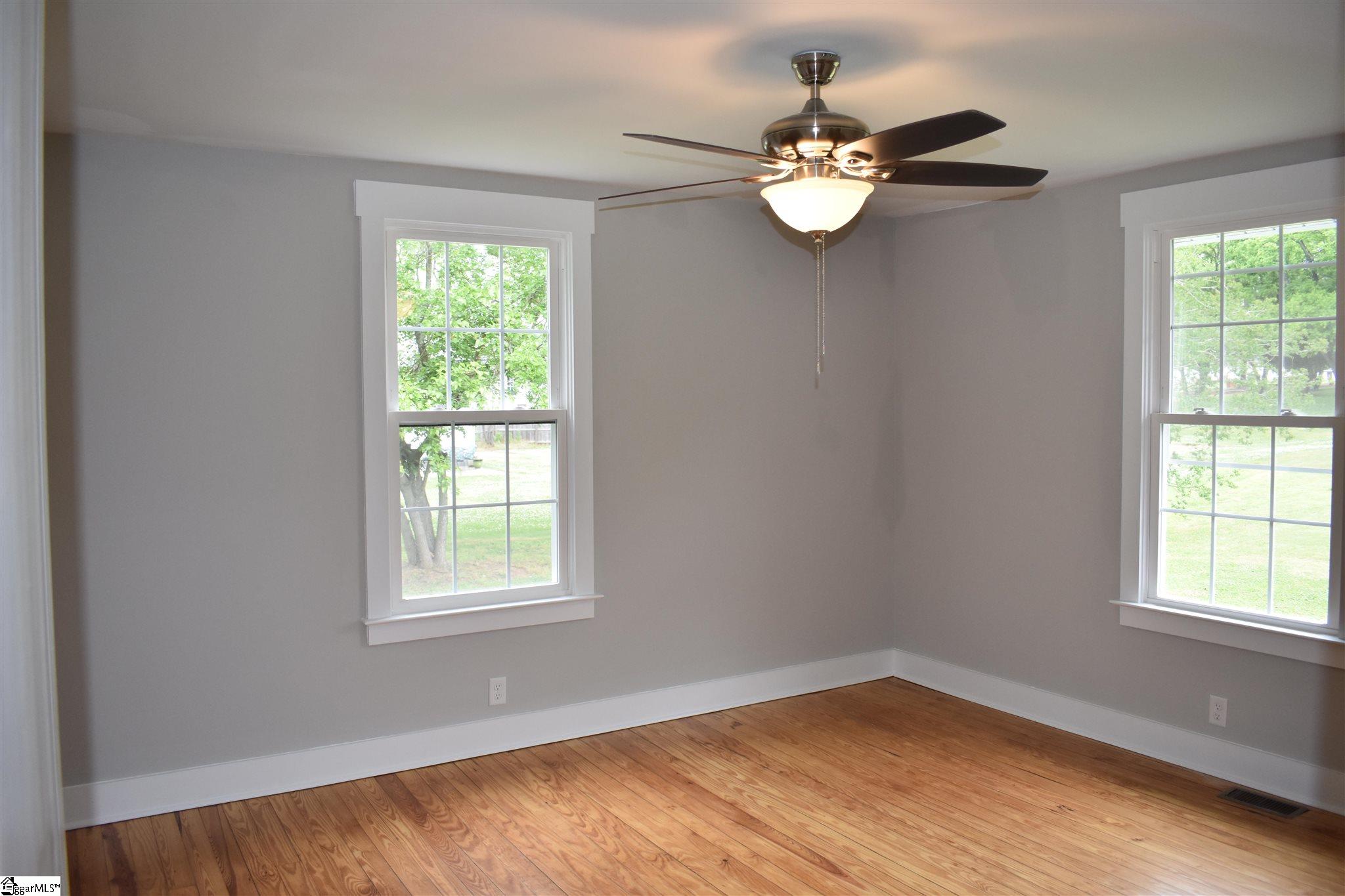 104 West Main Street Duncan, SC 29334 - Photo 14 of 28 Gallery Image 14
