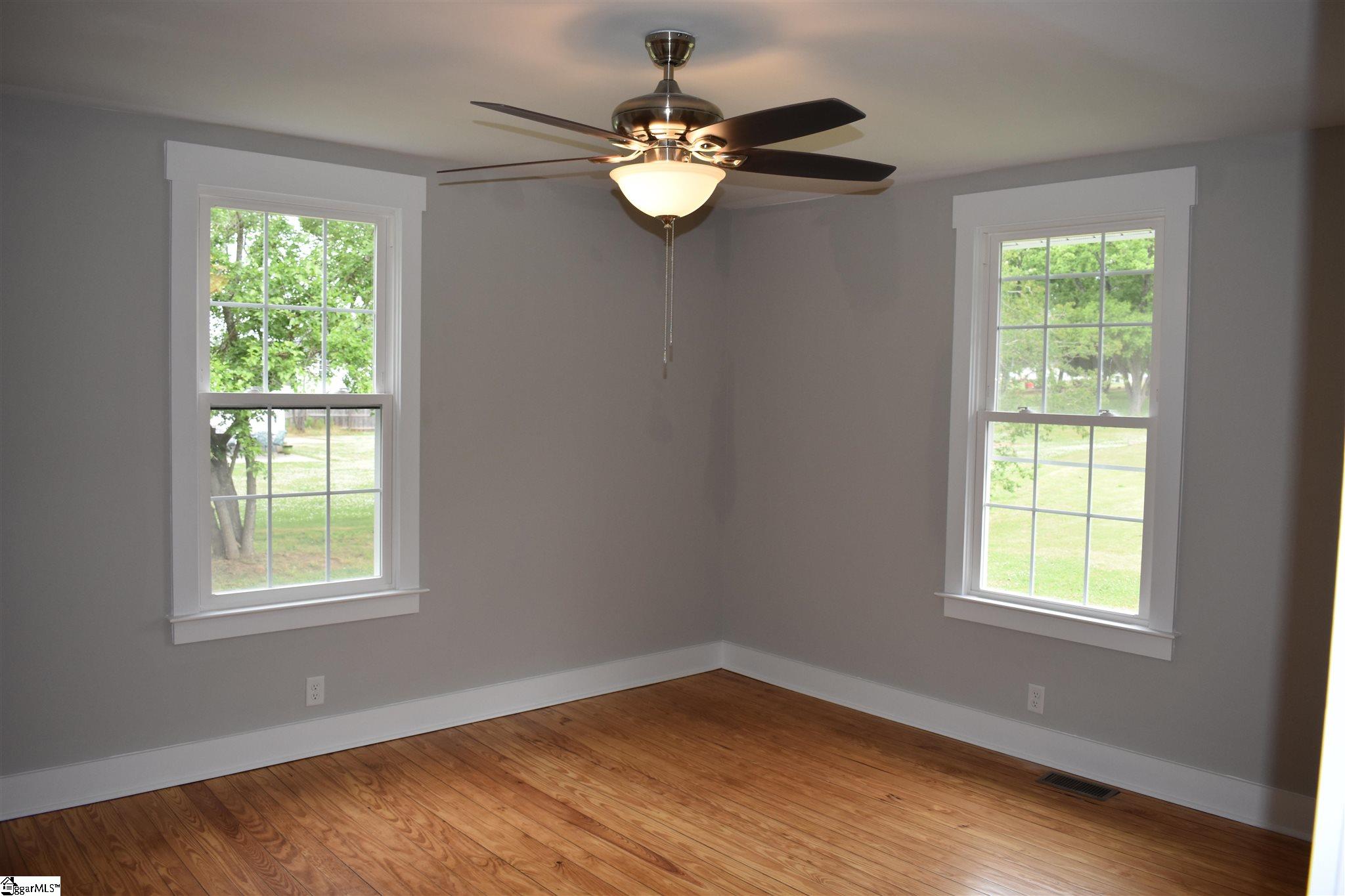 104 West Main Street Duncan, SC 29334 - Photo 22 of 28 Gallery Image 22
