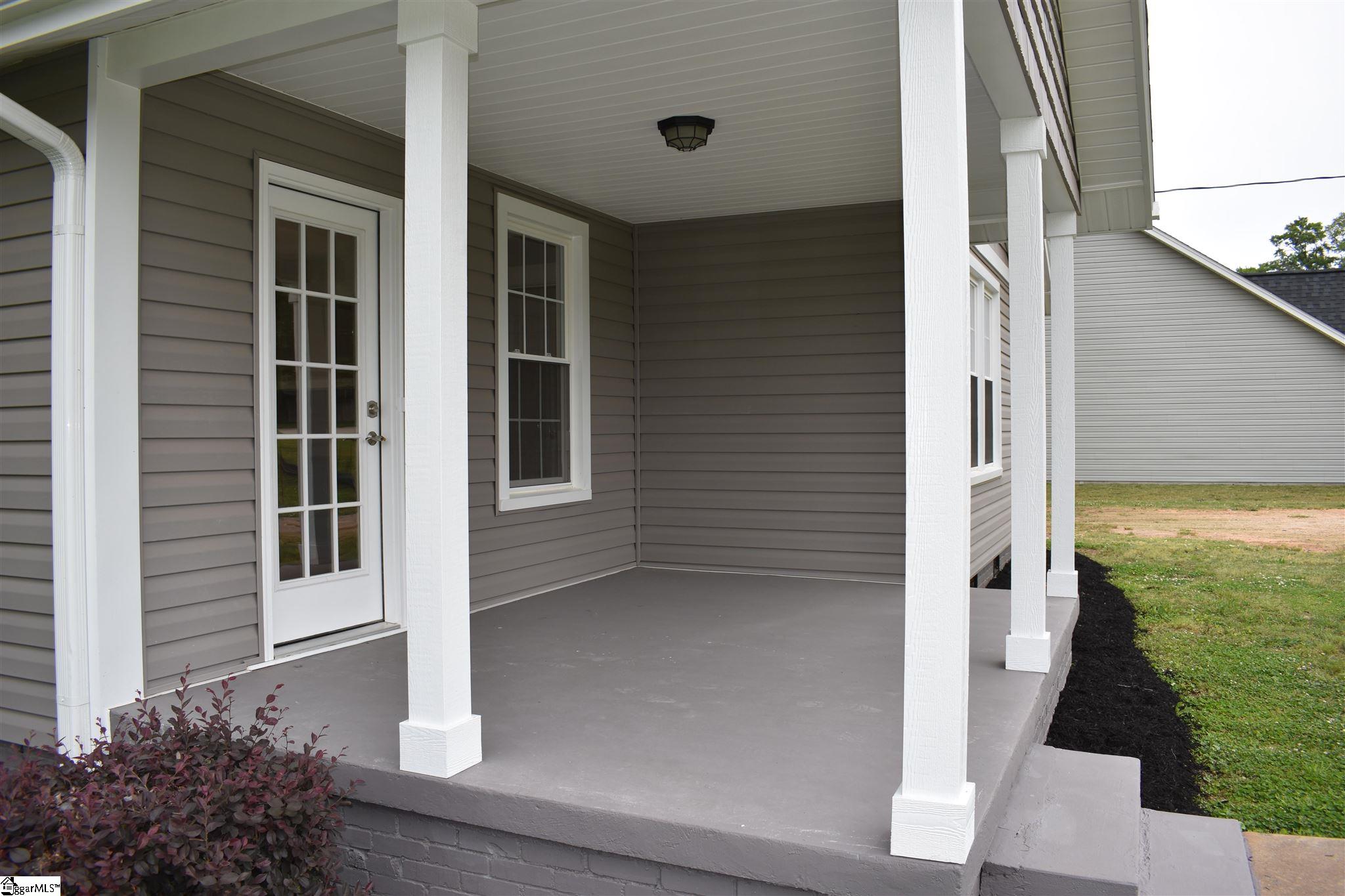 104 West Main Street Duncan, SC 29334 - Photo 6 of 28 Gallery Image 6