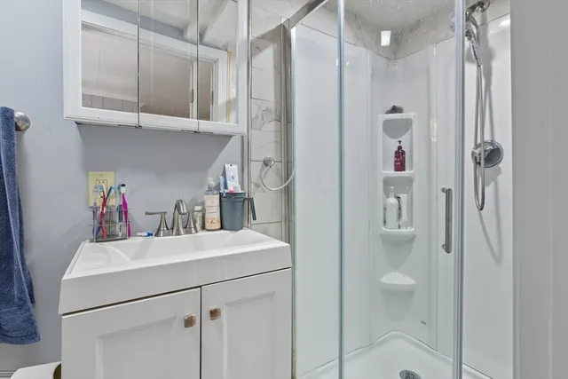 $619,999 | 21 Gates Avenue, Hudson, MA 01749