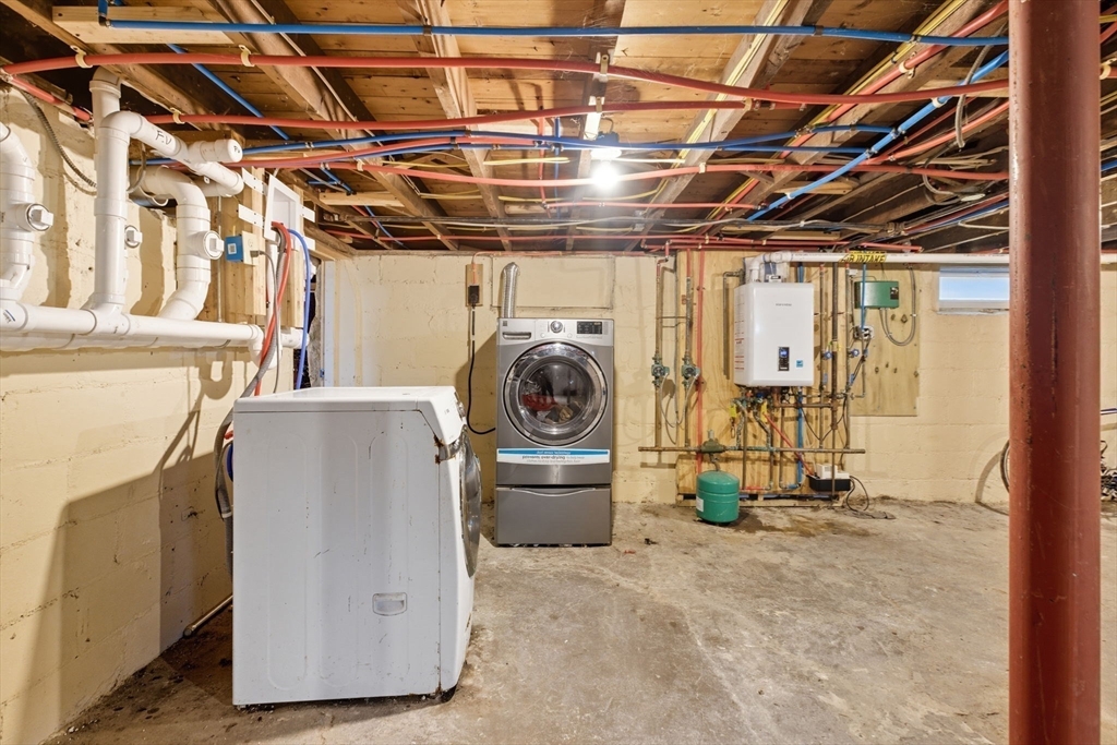 21 Gates Avenue Hudson, MA 01749 - Photo 33 of 42