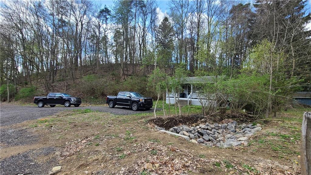 8925 Highland Road Pittsburgh, PA 15237 - Photo 4 of 15 Gallery Image 4