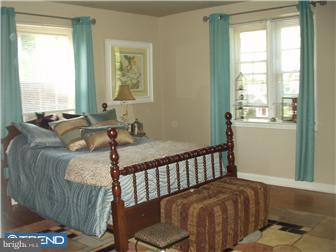 516 Howe Road Merion Station, PA 19066 - Photo 10 of 12