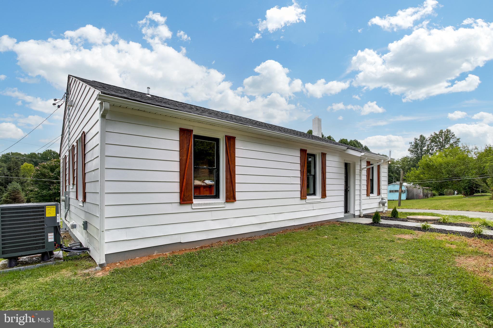 1526 Ridge Road Whiteford, MD 21160 - Photo 32 of 32 New HCAC System