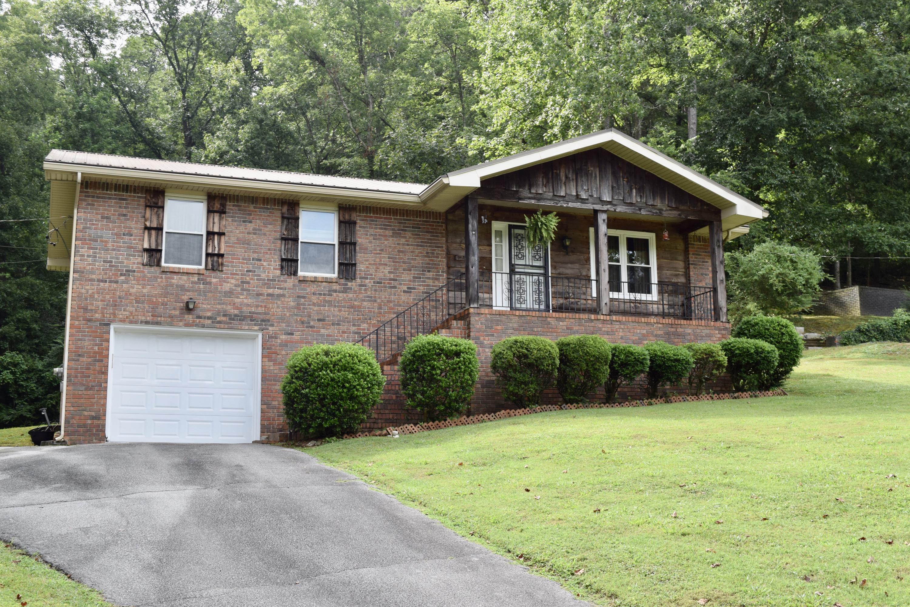 5604 Browntown Road Chattanooga, TN 37415 - Photo 1 of 30 fullsizeoutput_1a1