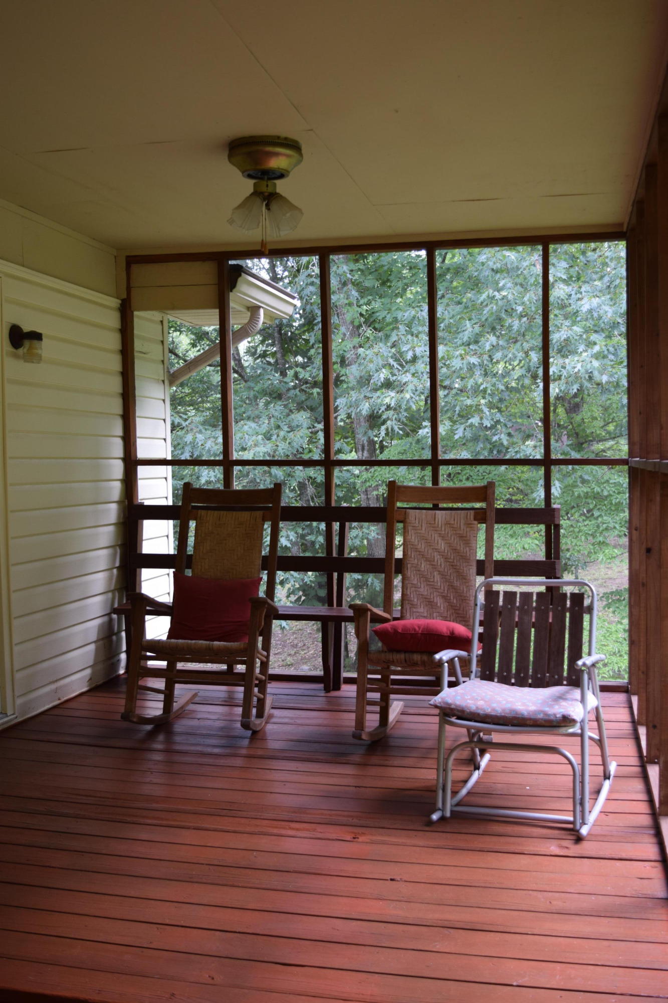 5604 Browntown Road Chattanooga, TN 37415 - Photo 12 of 30 DSC_0040