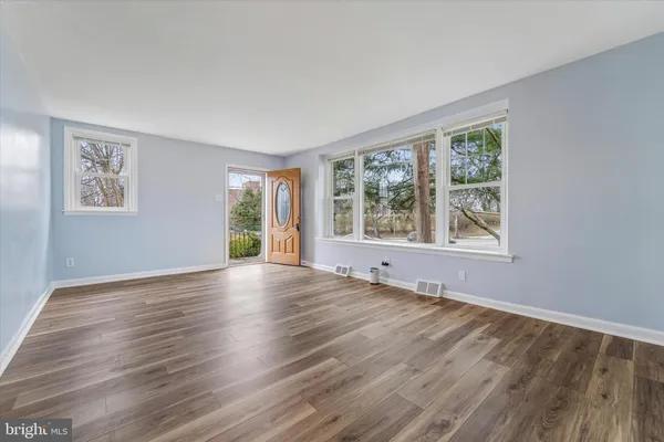 $398,000 | 3001 Welsh Road, Philadelphia, PA 19136