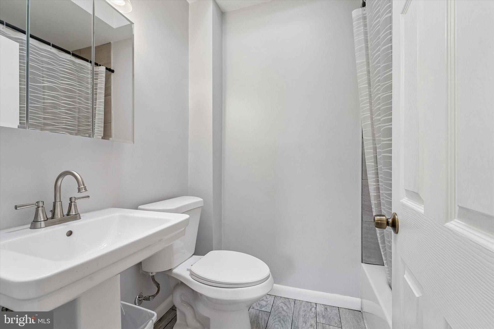 3001 Welsh Road Philadelphia, PA 19136 - Photo 10 of 17 HAL BATH