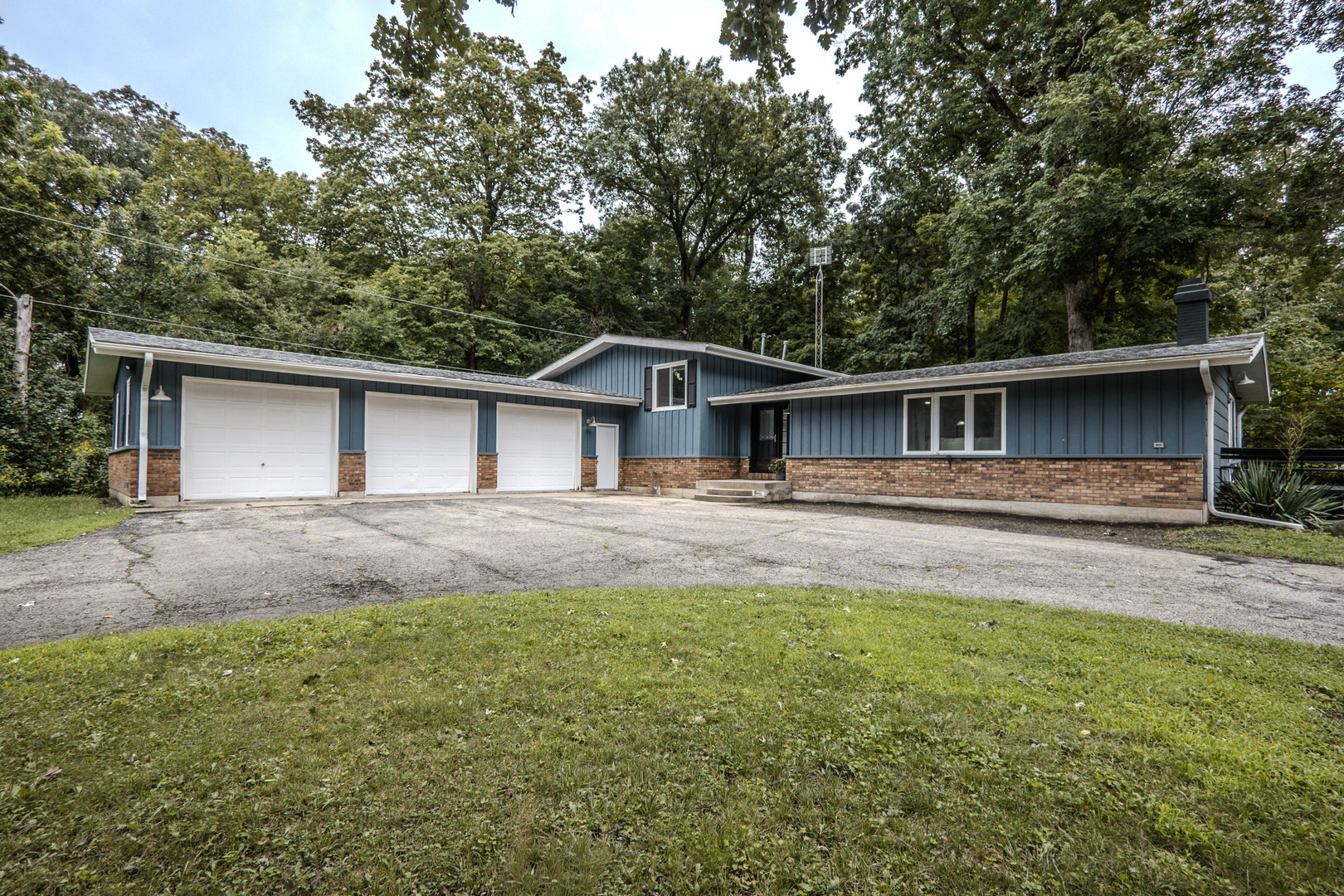 5S655 Bliss Road Sugar Grove, IL 60554 - Photo 1 of 39