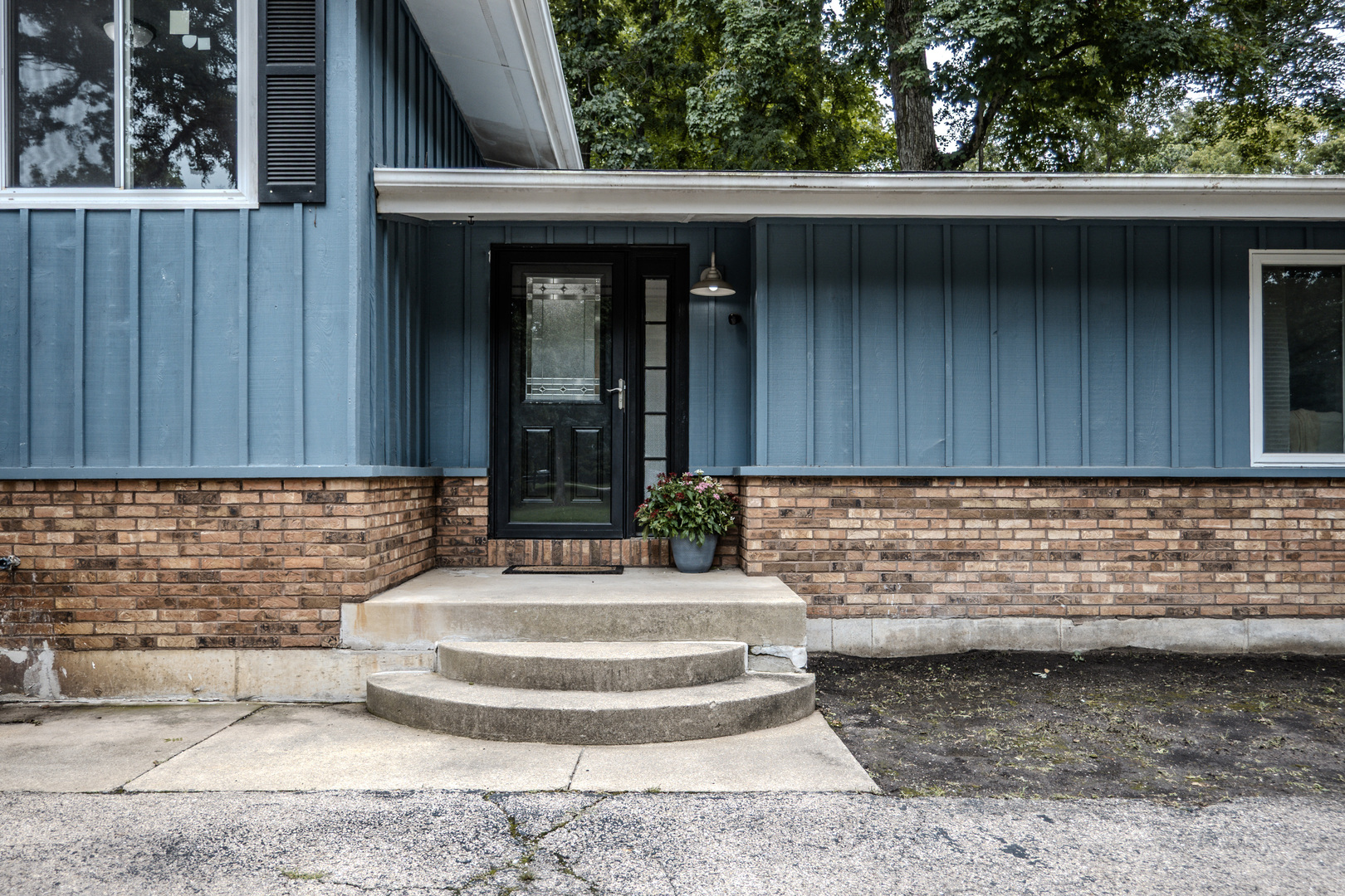 5S655 Bliss Road Sugar Grove, IL 60554 - Photo 2 of 39