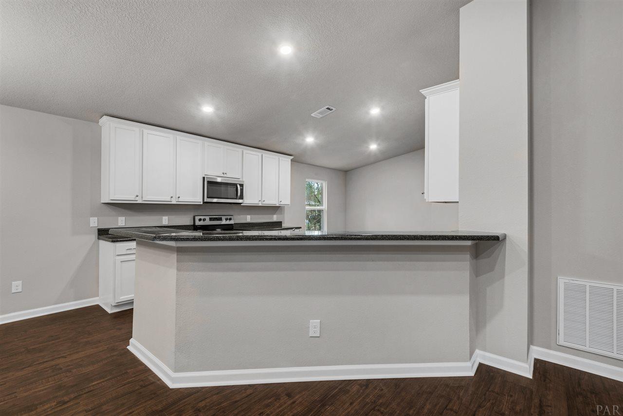 8969 Skip Stone Road Milton, FL 32583 - Photo 2 of 30 Gallery Image 2