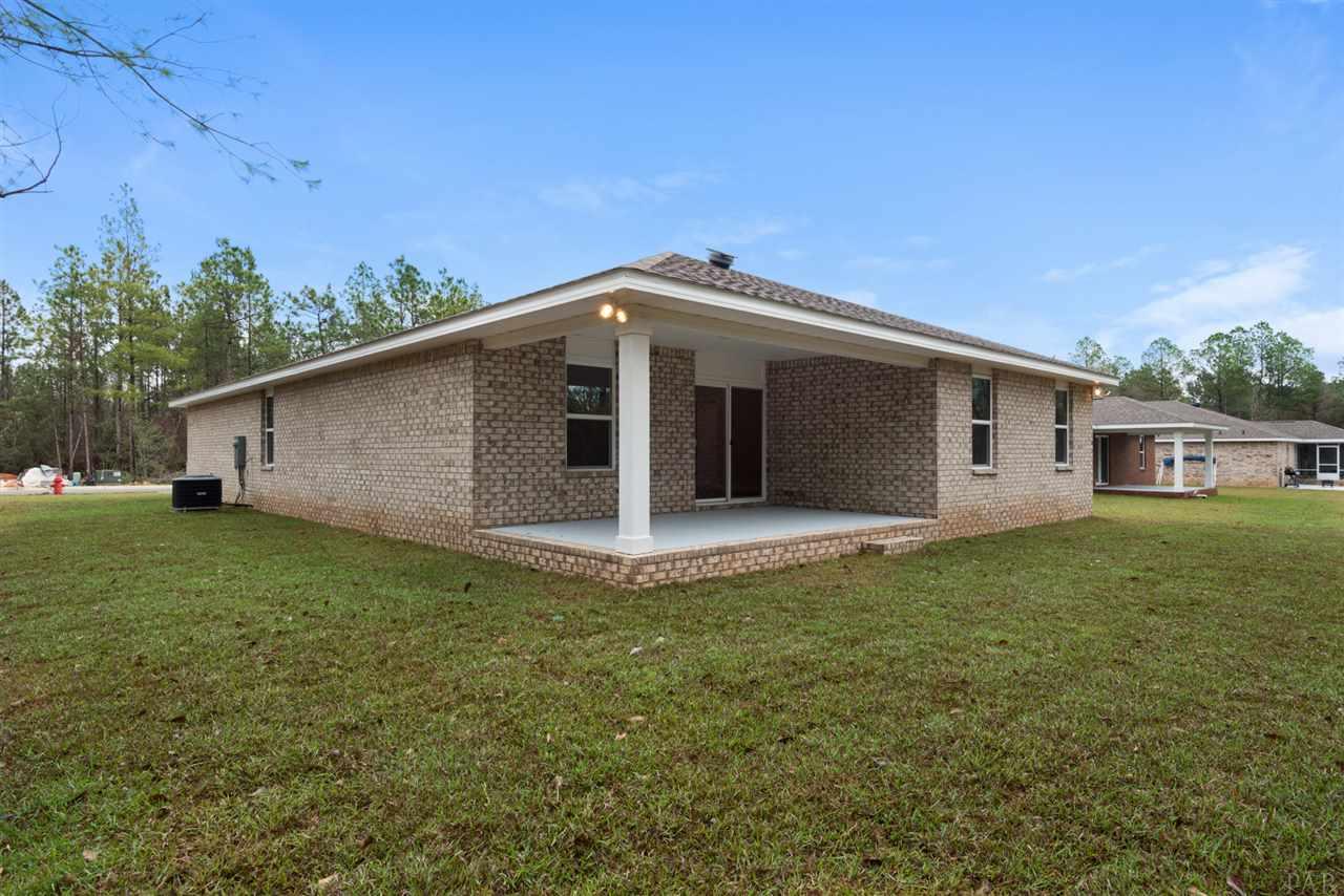 8969 Skip Stone Road Milton, FL 32583 - Photo 10 of 30 Gallery Image 10