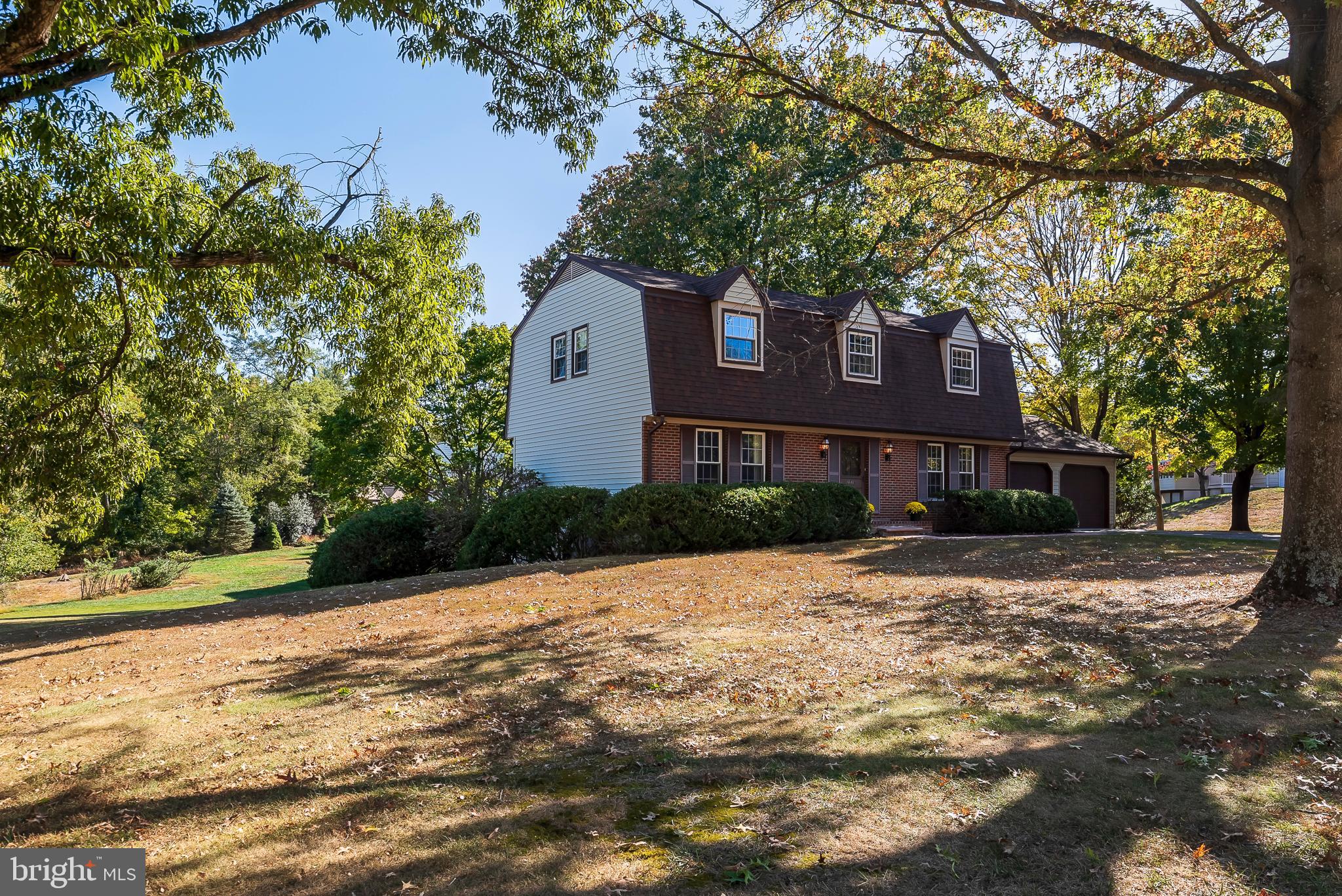 2539 North Farm Road Ellicott City, MD 21042 - Photo 4 of 31 This HOCO charmer will steal your heart