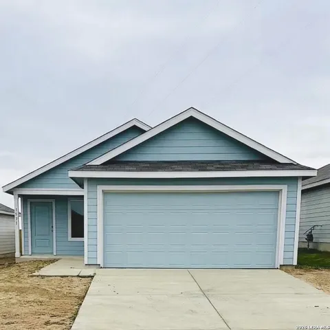 $1,550 | 1531 Tiptop Meadow, New Braunfels, TX 78130