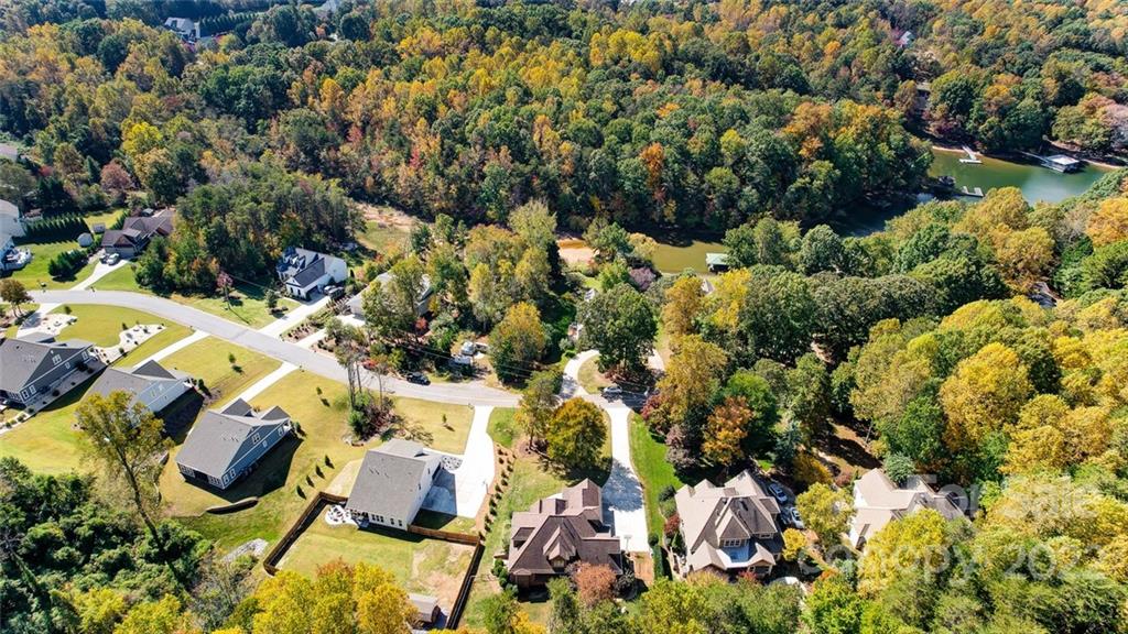 561 Oak Tree Road Mooresville, NC 28117 - Photo 5 of 46 Gallery Image 5
