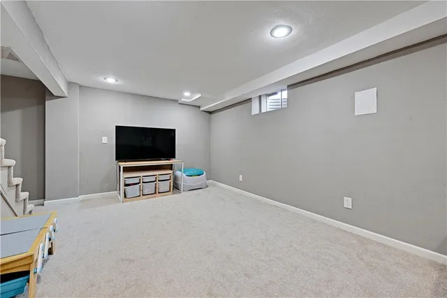 $345,000 | 7010 Horton Street, Overland Park, KS 66204