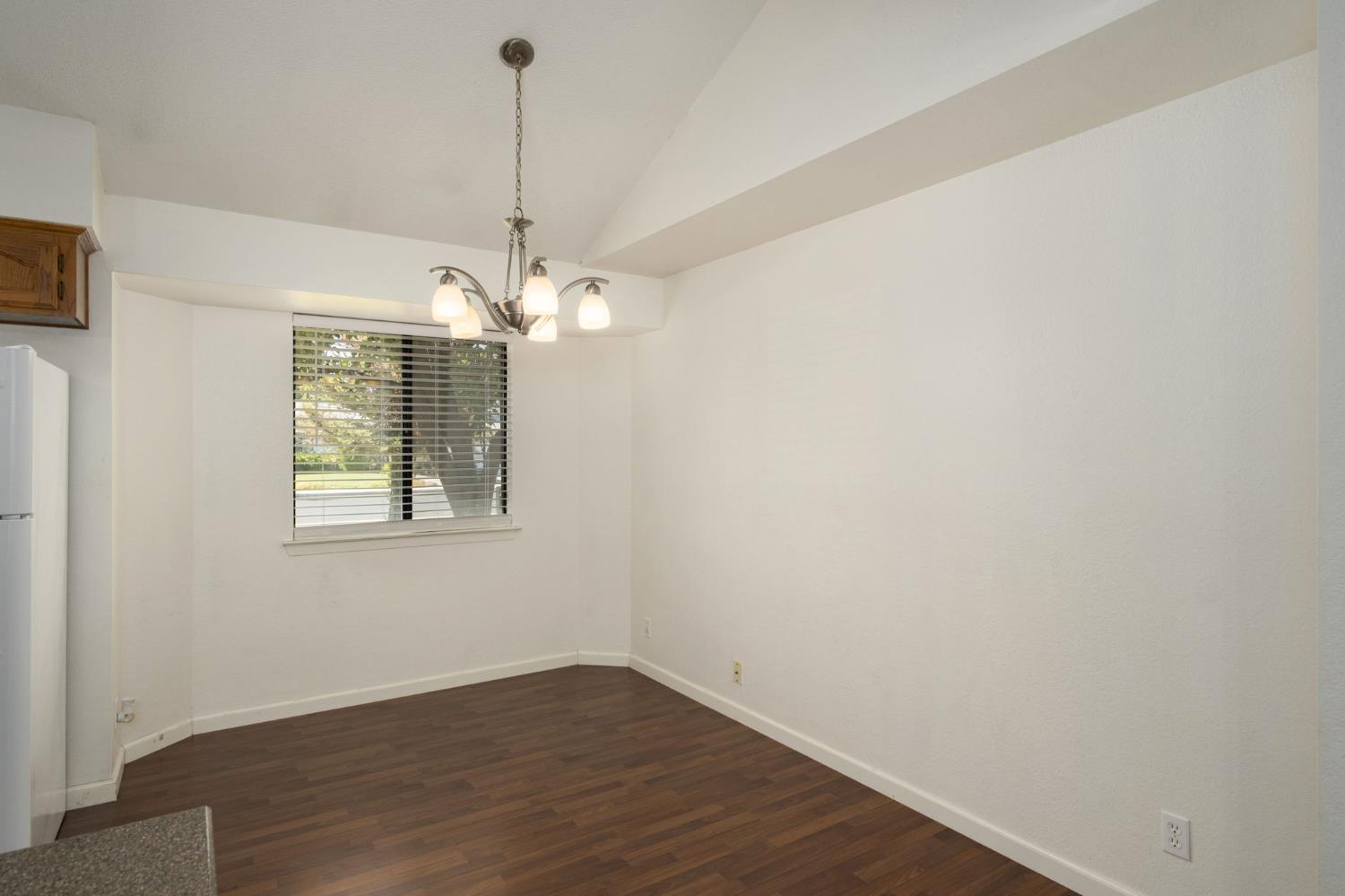 3237 Renn Avenue Clovis, CA 93611 - Photo 16 of 39 Gallery Image 16