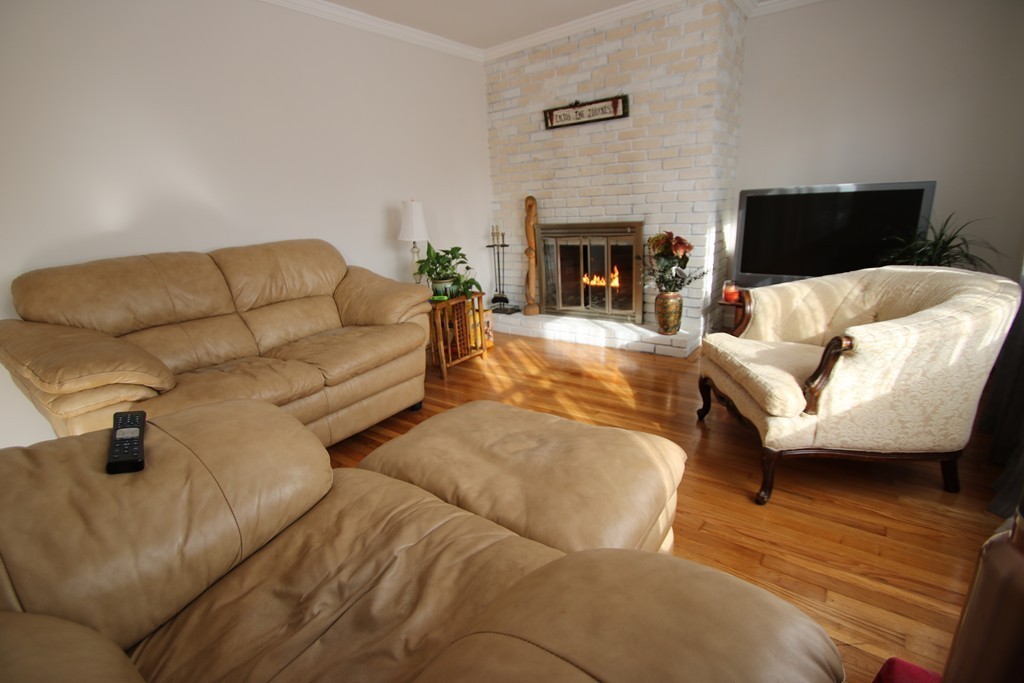 6 Talbot Street Saugus, MA 01906 - Photo 4 of 30 Gallery Image 4