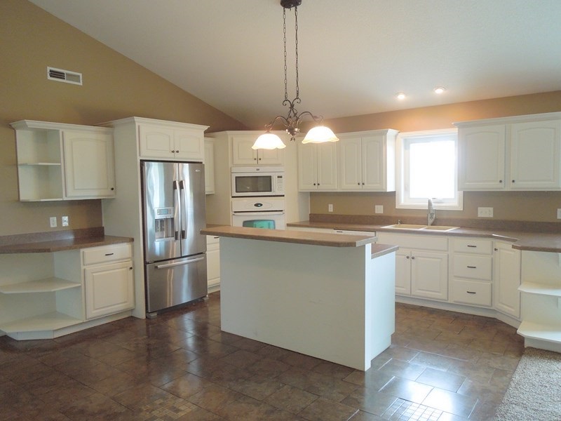 12115 Witmer Road Grabill, IN 46741 - Photo 5 of 26
