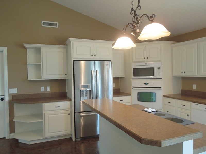 12115 Witmer Road Grabill, IN 46741 - Photo 7 of 26