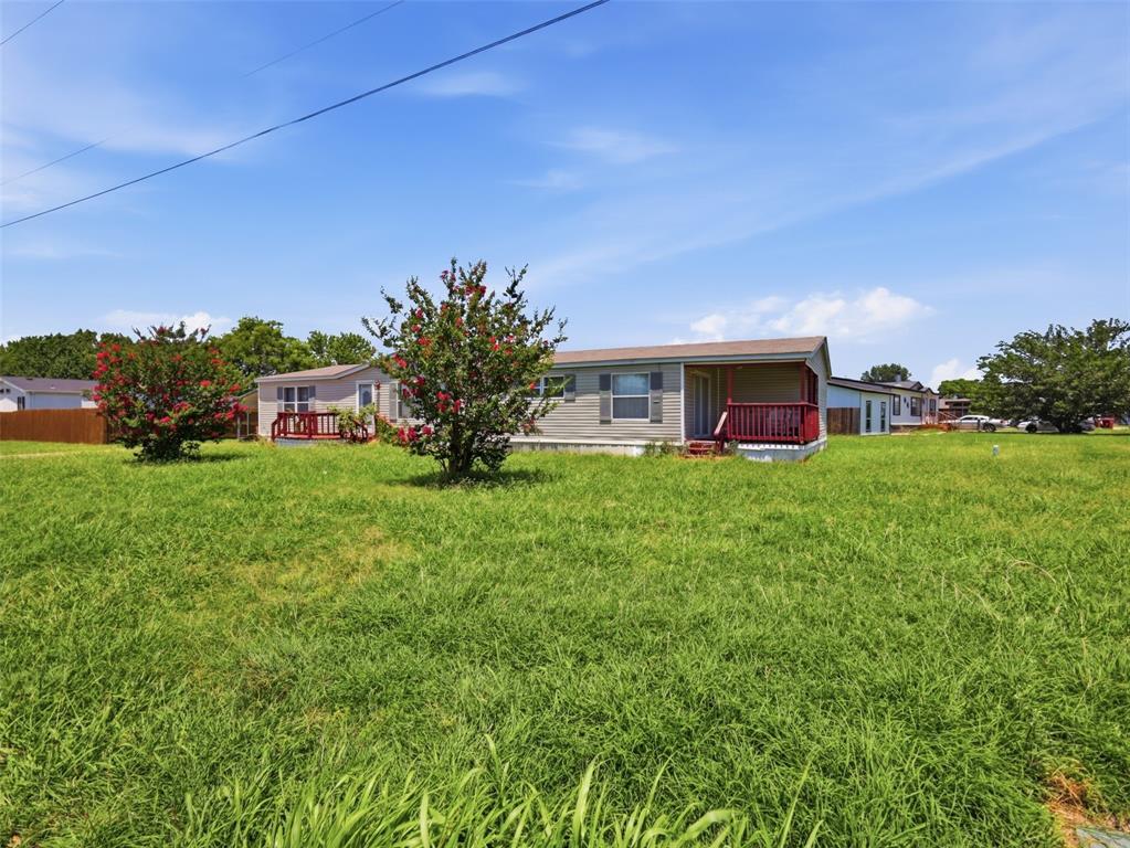 201 Oak Street Blue Ridge, TX 75424 - Photo 5 of 35