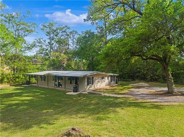 $215,000 | 26084 Pichon Road, Lacombe, LA 70445