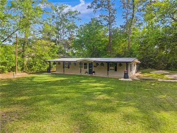 $215,000 | 26084 Pichon Road, Lacombe, LA 70445