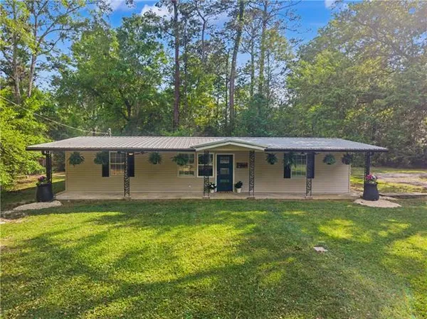 $215,000 | 26084 Pichon Road, Lacombe, LA 70445
