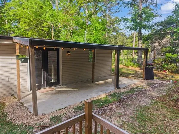 $215,000 | 26084 Pichon Road, Lacombe, LA 70445