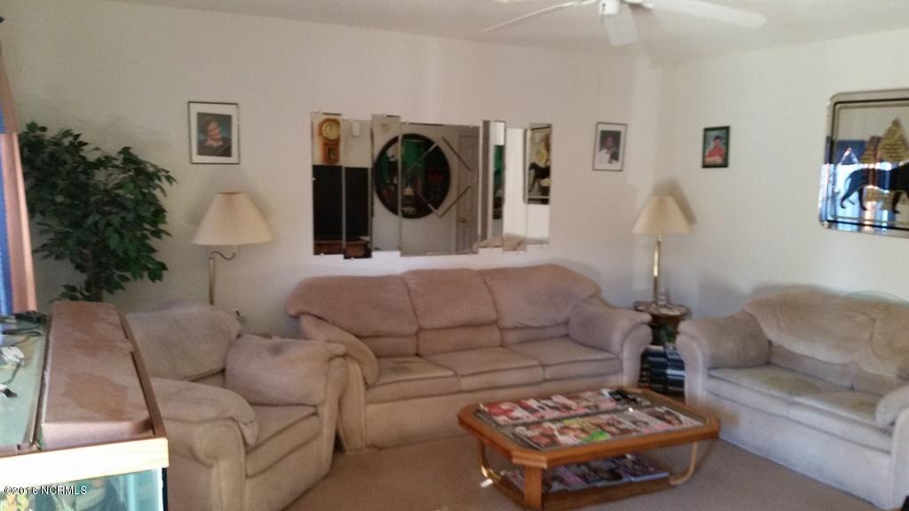 1206 Allen Road, Unit B Greenville, NC 27834 - Photo 3 of 7 003 Great Room View 2