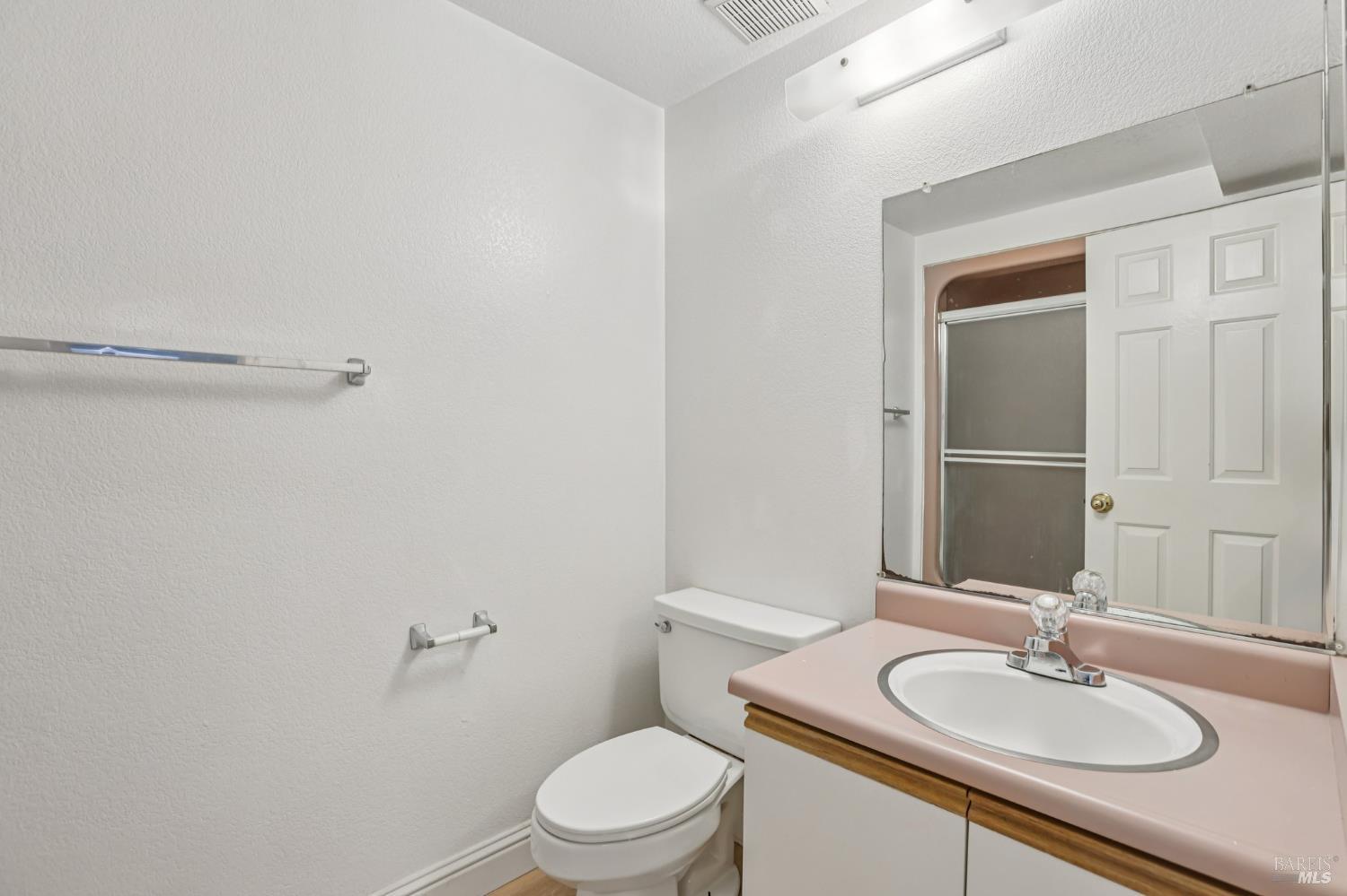 425 Mission Boulevard Santa Rosa, CA 95409 - Photo 12 of 24