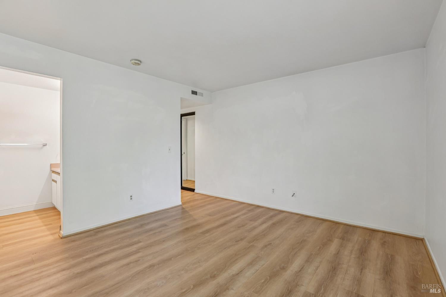 425 Mission Boulevard Santa Rosa, CA 95409 - Photo 17 of 24