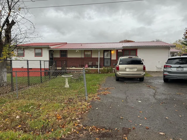 $185,000 | 1110 Hickory Flts Road, Pennington Gap, VA 24277