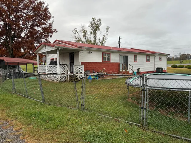 $185,000 | 1110 Hickory Flts Road, Pennington Gap, VA 24277