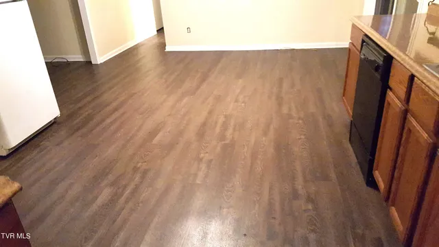 $185,000 | 1110 Hickory Flts Road, Pennington Gap, VA 24277