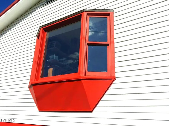 $185,000 | 1110 Hickory Flts Road, Pennington Gap, VA 24277