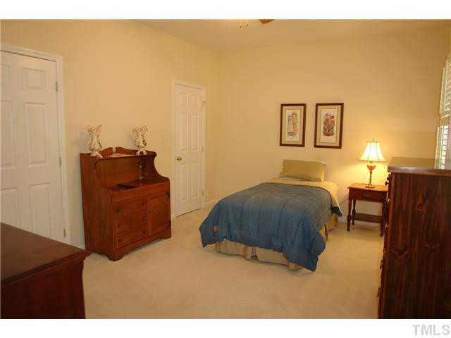 12205 Freemont Lane Raleigh, NC 27613 - Photo 11 of 25 Photo 11