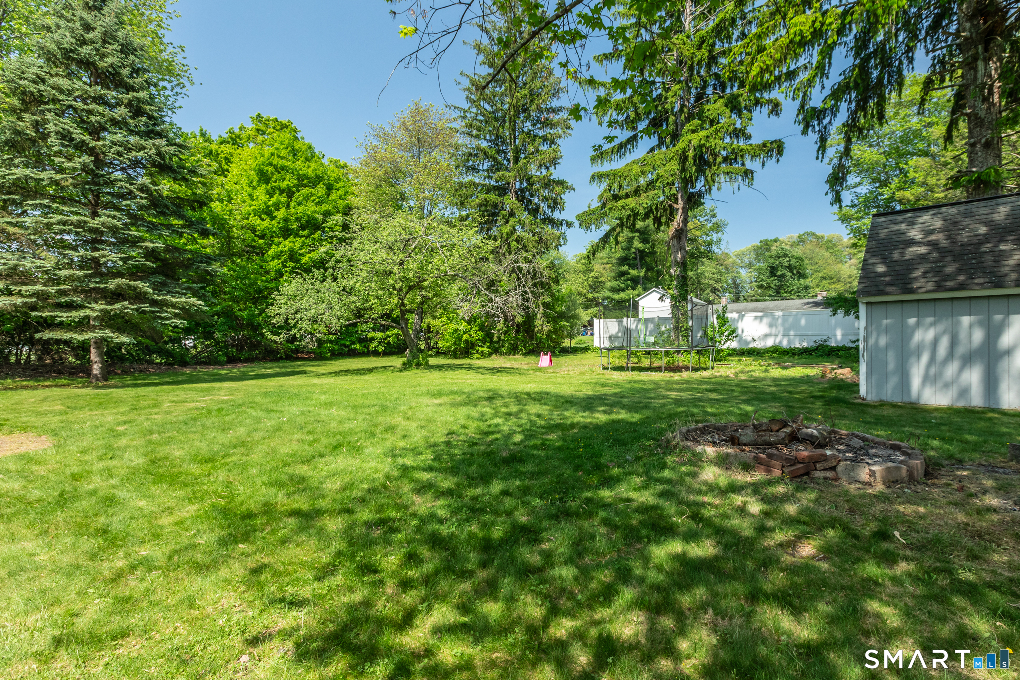52 Merline Road Vernon, CT 06066 - Photo 6 of 40