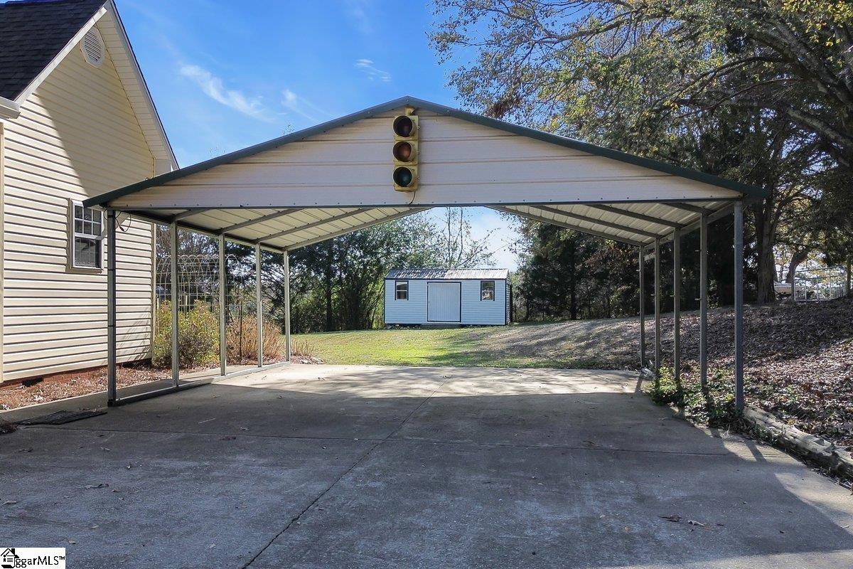 462 Stewart Road Fountain Inn, SC 29644 - Photo 28 of 32