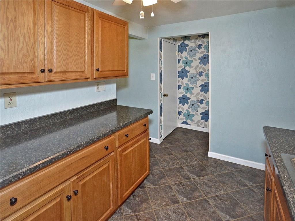 6420 Verona Road Verona, PA 15147 - Photo 10 of 22 Gallery Image 10