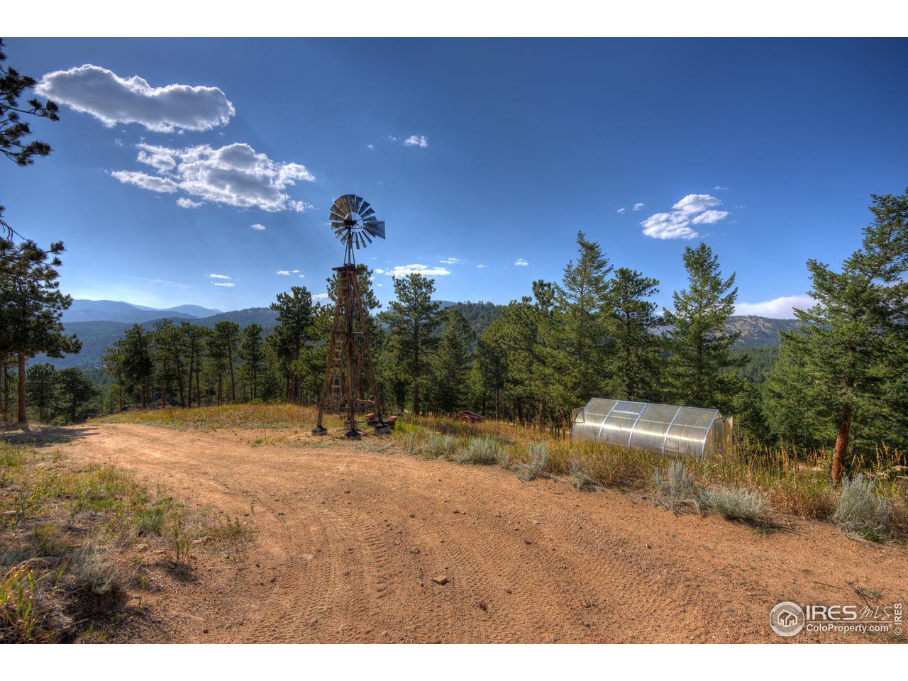 900 Spruce Drive Lyons, CO 80540 - Photo 31 of 40 a view of outdoor space and yard