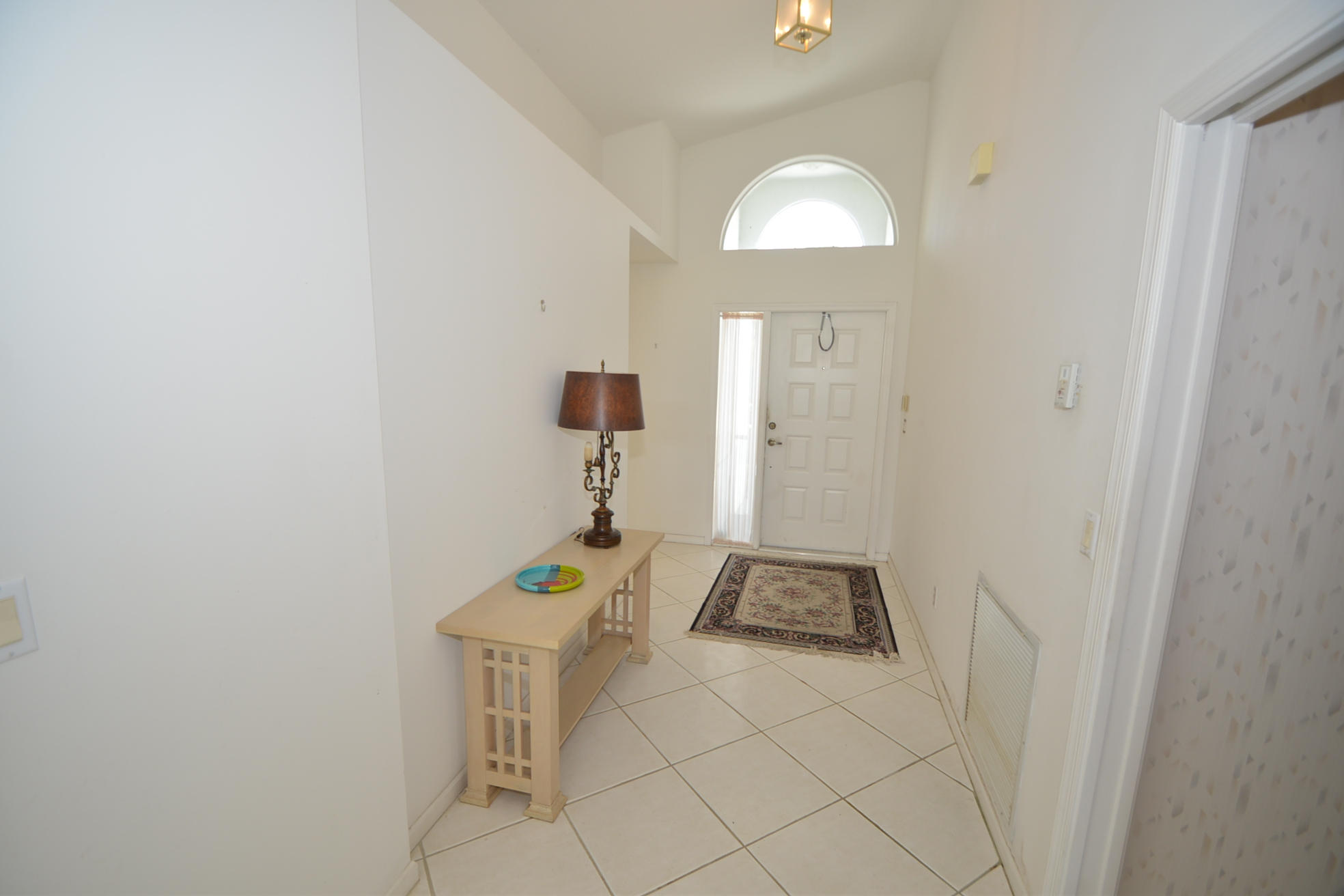 8795 Thames River Drive Boca Raton, FL 33433 - Photo 4 of 40 DSC_3719