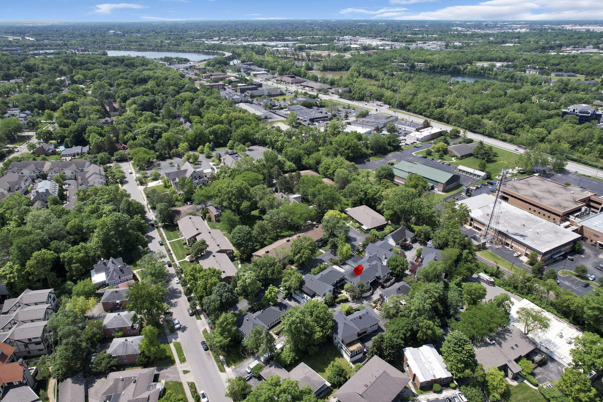 1631 Roxbury Road, Unit B6 Columbus, OH 43212 - Photo 26 of 26 aerial view