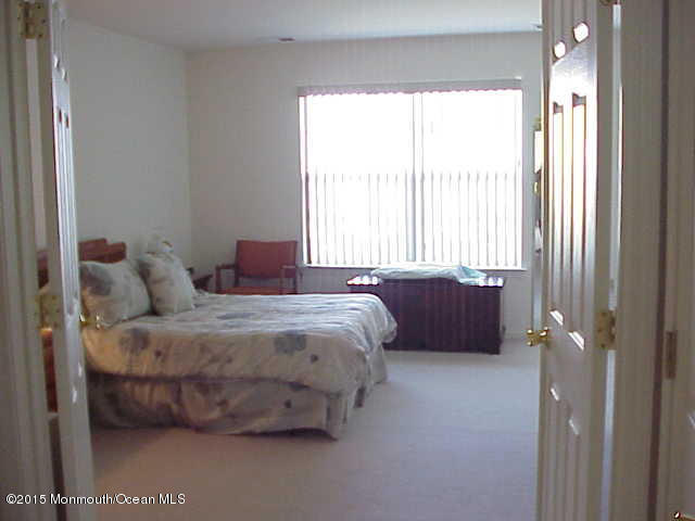 61 Timberline Road Bayville, NJ 08721 - Photo 13 of 19 MVC-008S