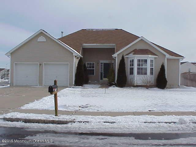 61 Timberline Road Bayville, NJ 08721 - Photo 16 of 19 Snow61TimberlineBayvilleMLS